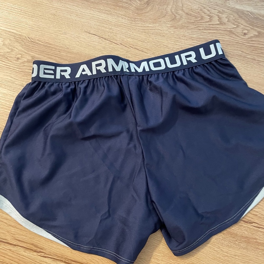 Women's UA Play Up 2.0 shorts
